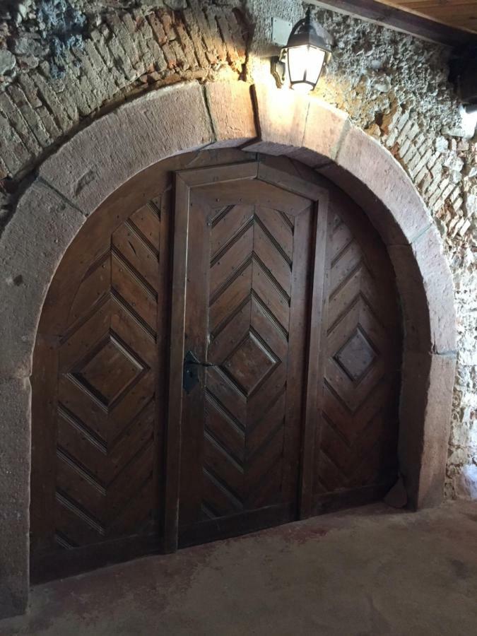 Caveau 1751 Niedermorschwihr Luaran gambar
